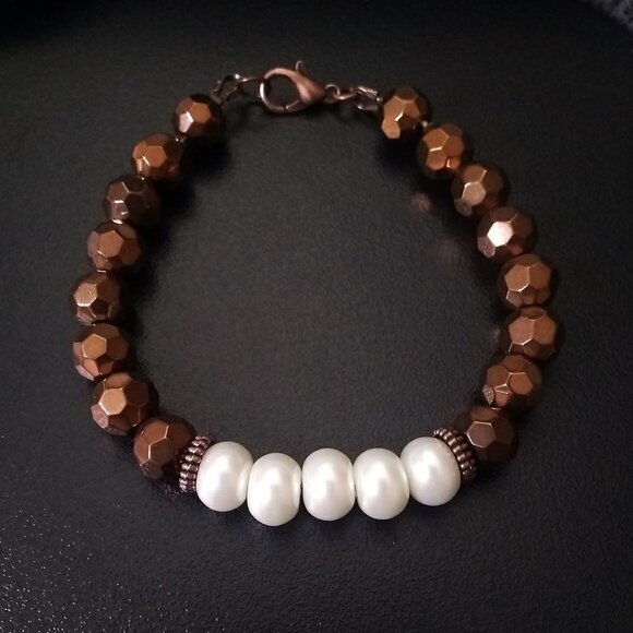 Copper + Faux Stretch Pearls Bracelet! Upscale Boho Contrasts Feminine Trendy - Picture 4 of 10